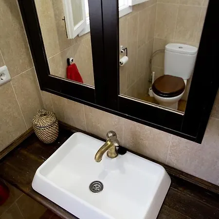 In Center With Pool And Close Beach *