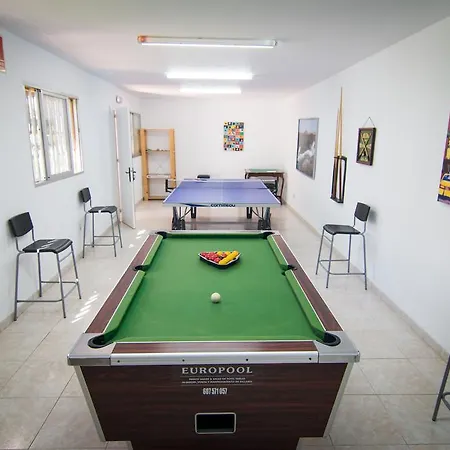 In Center With Pool And Close Beach