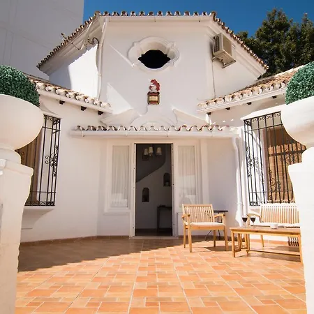 In Center With Pool And Close Beach Fuengirola